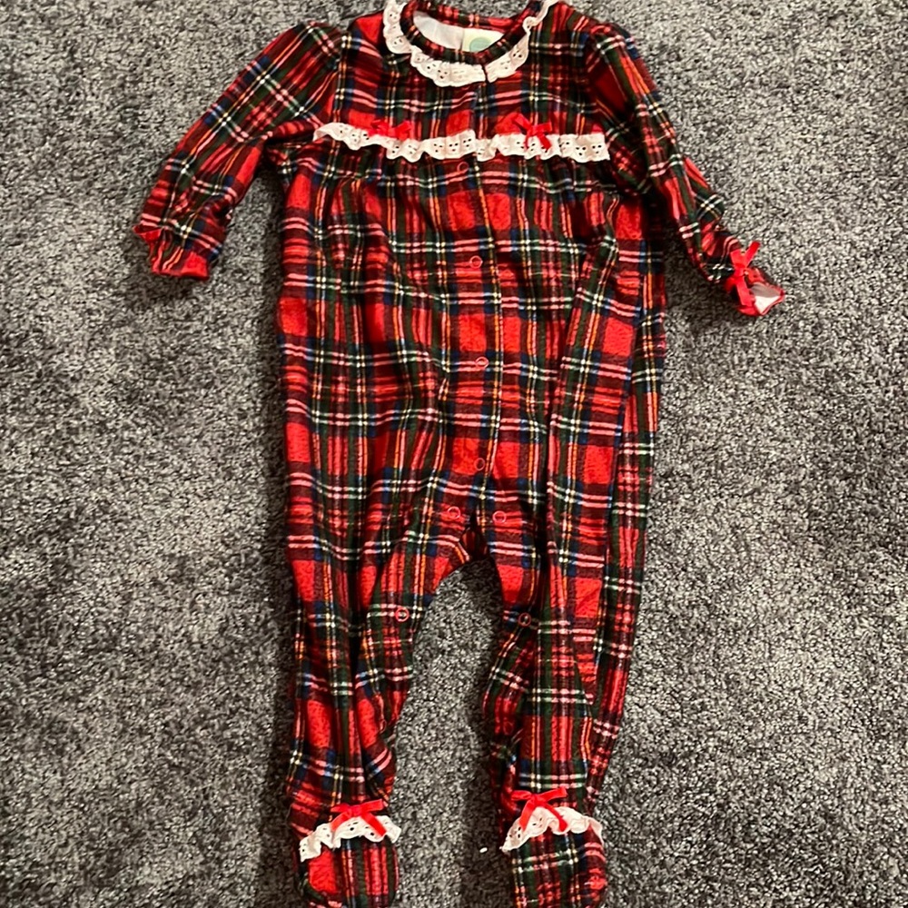 Baby girl Christmas pajamas size 6 months
